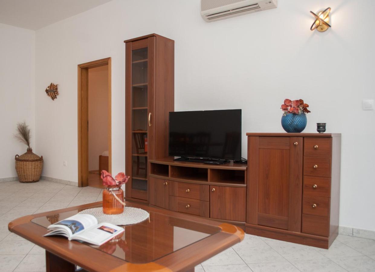 Apartments Dilk Вис Экстерьер фото