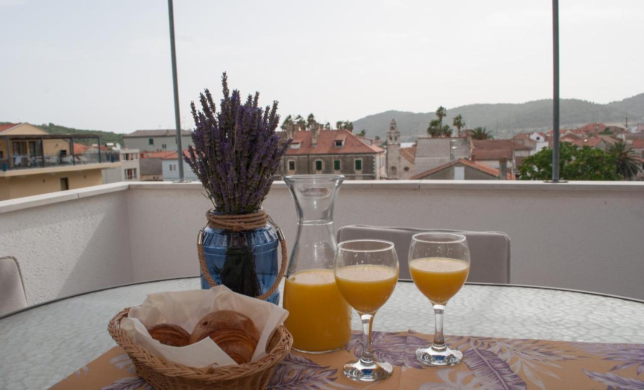 Apartments Dilk Вис Экстерьер фото