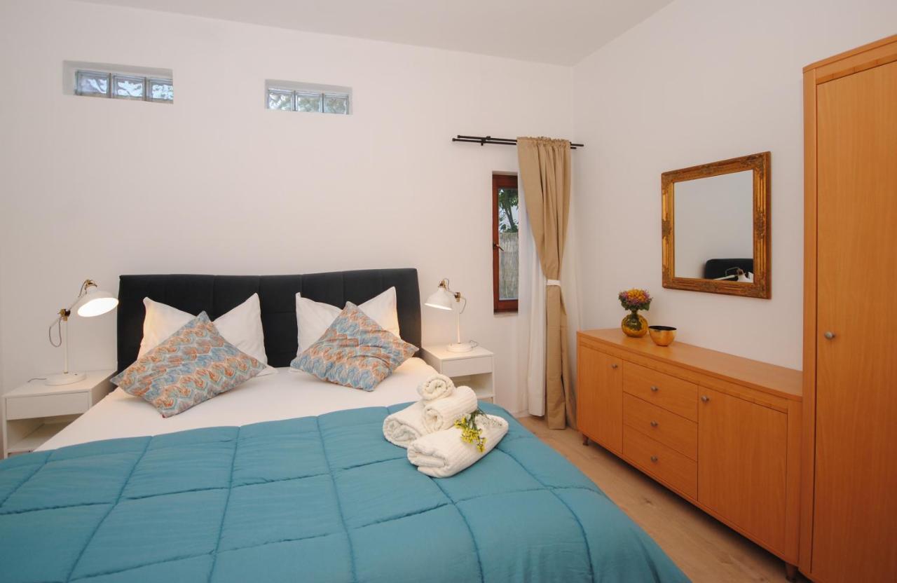 Apartments Dilk Вис Экстерьер фото