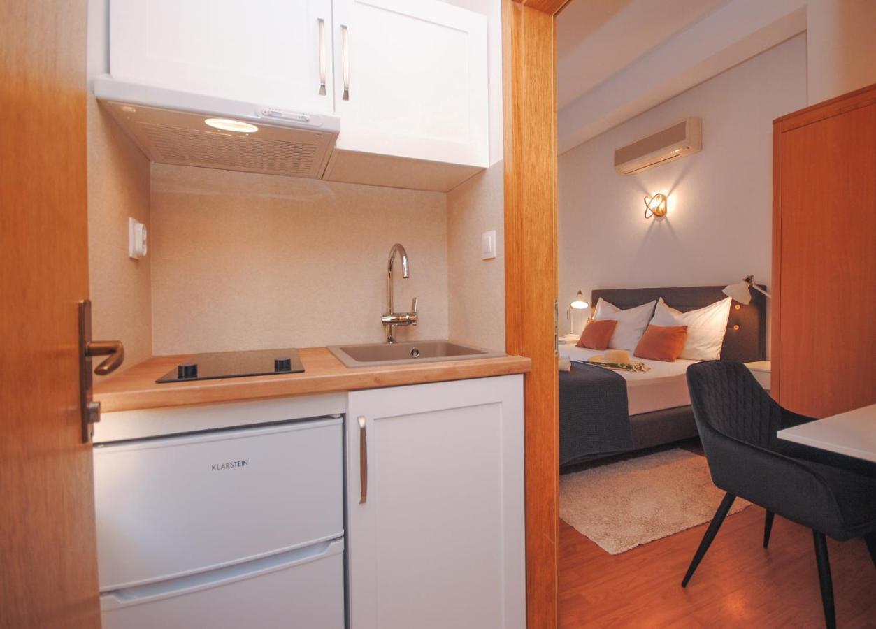 Apartments Dilk Вис Экстерьер фото